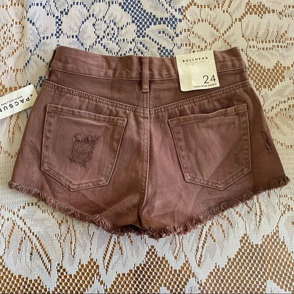 Bullhead Denim Co. • Dusty Rose Exposed Button High Rise Cutoff Shorts - Picture 12 of 13